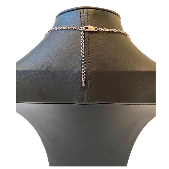 Beautiful Faux Turquoise Colored Lariat Necklace. - Picture 4 of 5